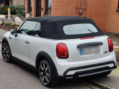 Usata Mini Cooper Cabriolet 105 CV (77 kW) 2022 Cabrio