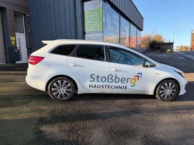 Gebraucht Kia Ceed DREAM-TEAM Edition 101 PS (74 kW) 2017 Weiß Kleinwagen