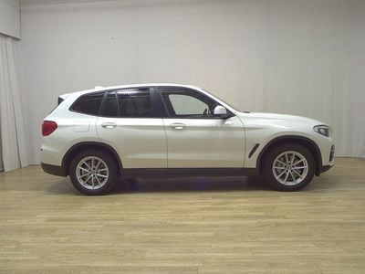 Weiss Gebraucht 2021 BMW X3 Advantage SUV | 22.480 € (Fairer Preis)