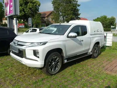 Gebraucht Mitsubishi L200 Plus 150 PS (110 kW) 2020 Titanweiß Pickup