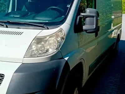 Gebraucht Peugeot Boxer 131 PS (96 kW) 2012 Schwarz Van
