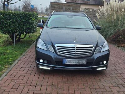 Gebraucht Mercedes E250 Elegance 204 PS (150 kW) 2010 Grau Limousine