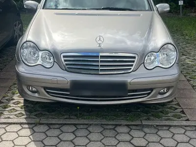 Gebraucht Mercedes C180 Elegance 143 PS (105 kW) 2006 Limousine