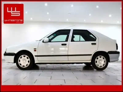 Gebraucht Renault 19 73 PS (53 kW) 1995 Weiss Limousine