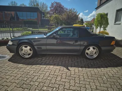 Käytetty Mercedes 500 326 HP (239 kW) 1991 Musta Avoauto