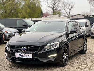 Gebraucht Volvo V60 Business Edition 150 PS (110 kW) 2016 Schwarz Kombi