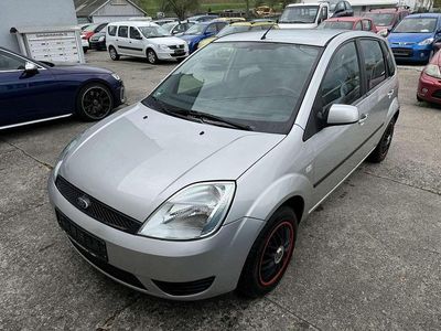 Polarsilber metallic Gebraucht 2005 Ford Fiesta Kleinwagen | 1.499 € (Fairer Preis)