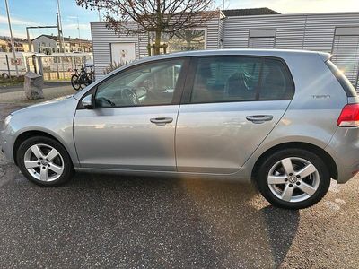 Gebraucht VW Golf VI 104 PS (76 kW) 2010 Grau Kleinwagen