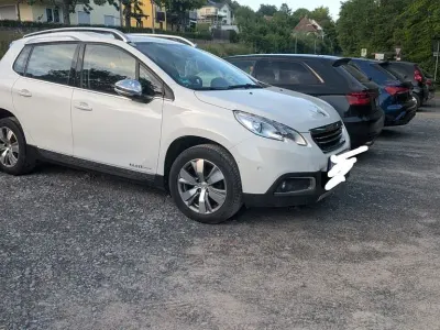 Gebraucht Peugeot 2008 Active 92 PS (67 kW) 2013 Weiß SUV