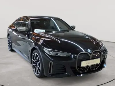 Gebraucht BMW i4 Sport Line 400 kW (544 PS) 2023 Saphirschwarz metallic Limousine