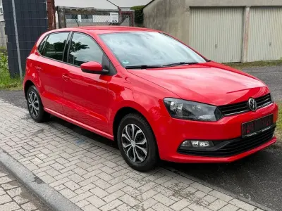 Usata VW Polo Trendline 60 CV (44 kW) 2016 Rosso Berlina