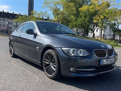 Gebraucht BMW 320 Sport Line 184 PS (135 kW) 2012 Beige Coupé