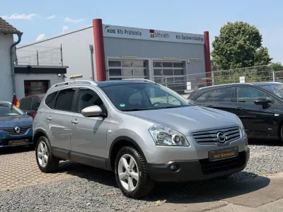 Gebraucht Nissan Qashqai +2 Acenta 150 PS (110 kW) 2009 Silber SUV