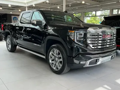 Neu GMC Sierra 426 PS (313 kW) 2026 Schwarz Pickup