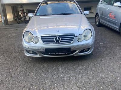 Mercedes C230