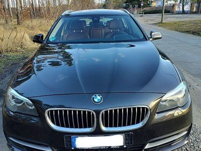 Gebraucht BMW 530 258 PS (189 kW) 2016 Braun Kombi