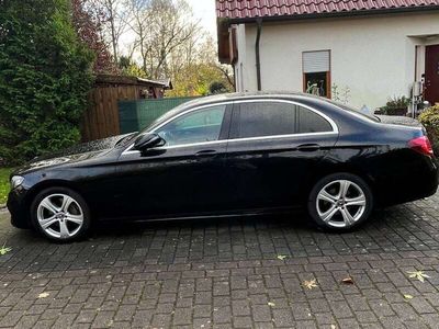 gebraucht Mercedes E220 E220 d 4Matic 9G-TRONIC AMG Line