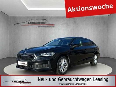 Schwarz Gebraucht 2025 Skoda Superb Essence Kombi | 33.040 € (Fairer Preis)
