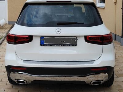 Mercedes GLB200