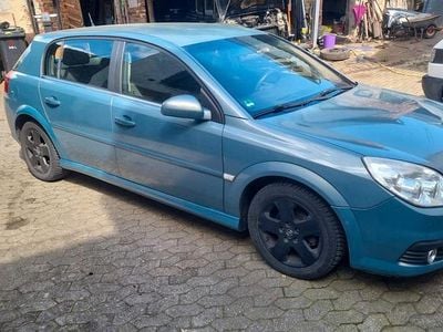 Usado Opel Signum 150 HP (110 kW) 2005 Prateado Citadino