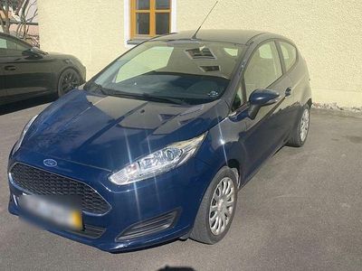 Gebraucht Ford Fiesta Trend 75 PS (55 kW) 2017 Blau Kleinwagen
