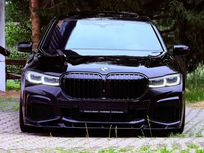 Gebraucht BMW 750 M Sport 400 PS (294 kW) 2020 Schwarz Limousine