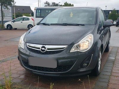 gebraucht Opel Corsa D 1,4 Benzin 123,000 Km