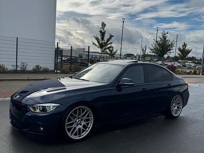 Blau Gebraucht 2017 BMW 330 M Sport Limousine | 18.000 € (Fairer Preis)