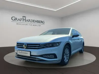 Gebraucht VW Passat Elegance 200 PS (147 kW) 2022 Weiß Kombi