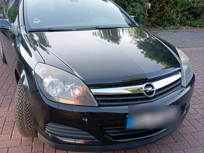 Opel Astra GTC