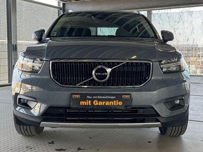 Gebraucht Volvo XC40 Momentum 129 PS (94 kW) 2021 Grau SUV