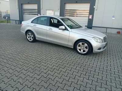 Gebraucht Mercedes C200 136 PS (100 kW) 2008 Silber Limousine