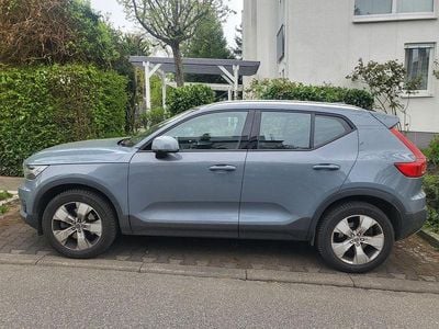 Gebraucht Volvo XC40 Momentum 190 PS (139 kW) 2020 Grau SUV
