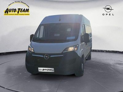 Weiß Gebraucht 2022 Opel Movano Edition Van / Kleinbus | 24.990 € (Teuer)