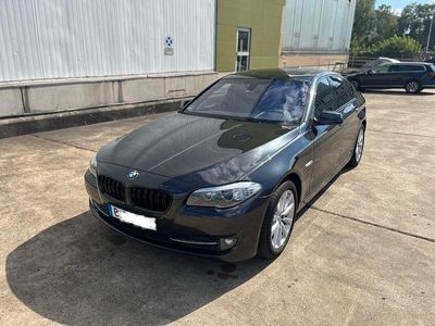 BMW 523