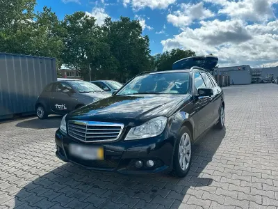 Gebraucht Mercedes C220 170 PS (125 kW) 2012 Schwarz Kombi