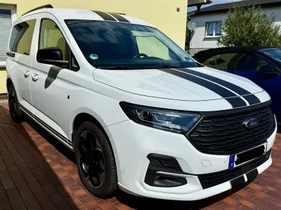 Gebraucht Ford Tourneo Connect Sport 114 PS (83 kW) 2023 Weiß Van / Kleinbus