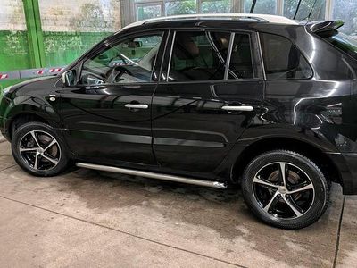 Second-hand Renault Koleos 150 CP (110 kW) 2011 Negru SUV
