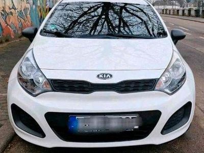 gebraucht Kia Rio 2012 .1.2 L .86 PS Unfall Frei Technisch ohne Problem