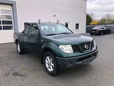 gebraucht Nissan Navara 2.5 dCi 1.5 Kabine 4X4