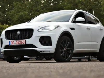 Gebraucht Jaguar E-Pace R-Dynamic 300 PS (220 kW) 2018 Weiß SUV