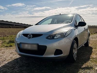 Gebraucht Mazda 2 75 PS (55 kW) 2008 Silber Kleinwagen
