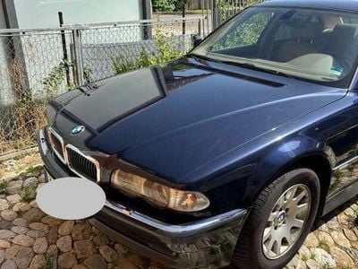 BMW 730