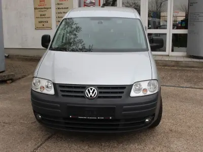 Gebraucht VW Caddy 109 PS (80 kW) 2010 Silber Van / Kleinbus