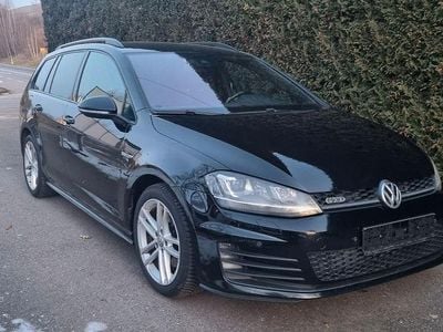 Schwarz Gebraucht 2016 VW Golf VII GTD Kombi | 7.900 € (Superpreis)