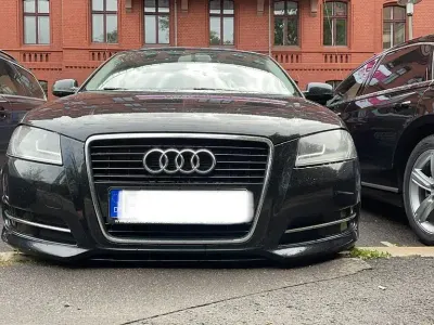 Używany Audi A3 Attraction 102 KM (75 kW) 2010 Czarny Hatchback
