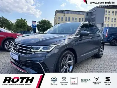 Gebraucht VW Tiguan R-line 150 PS (110 kW) 2024 Delfingrau metallic SUV