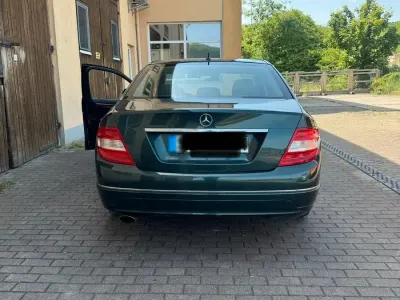 Gebraucht Mercedes C220 170 PS (125 kW) 2008 Grün Limousine