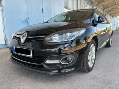 Gebraucht Renault Mégane III LIMITED 110 PS (80 kW) 2015 Schwarz Limousine