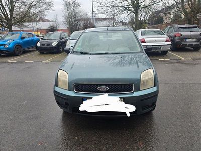 Weiß Gebraucht 2003 Ford Fusion Viva X Kombi | 1.300 €